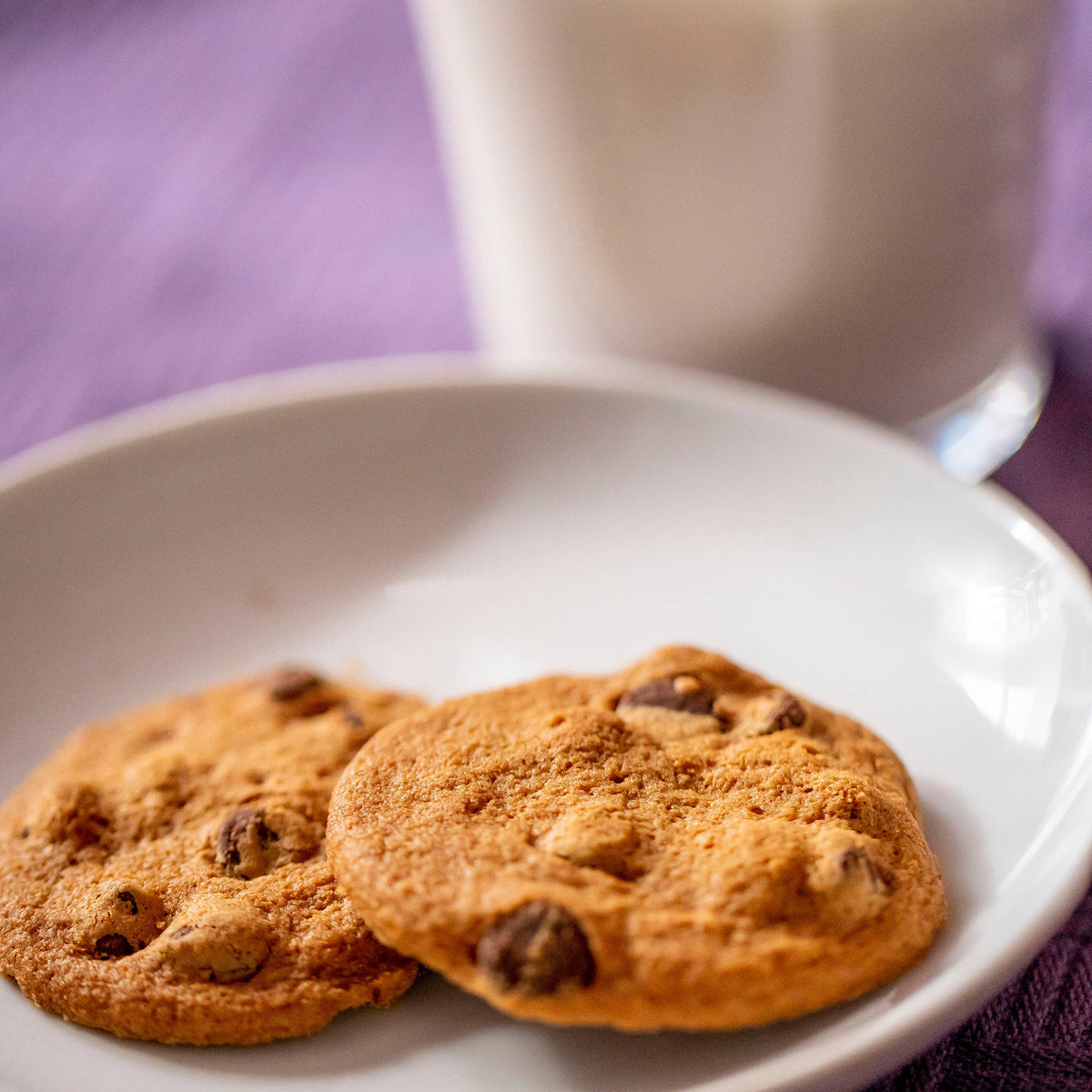 12ct - 7oz Chocolate Chip Cookies